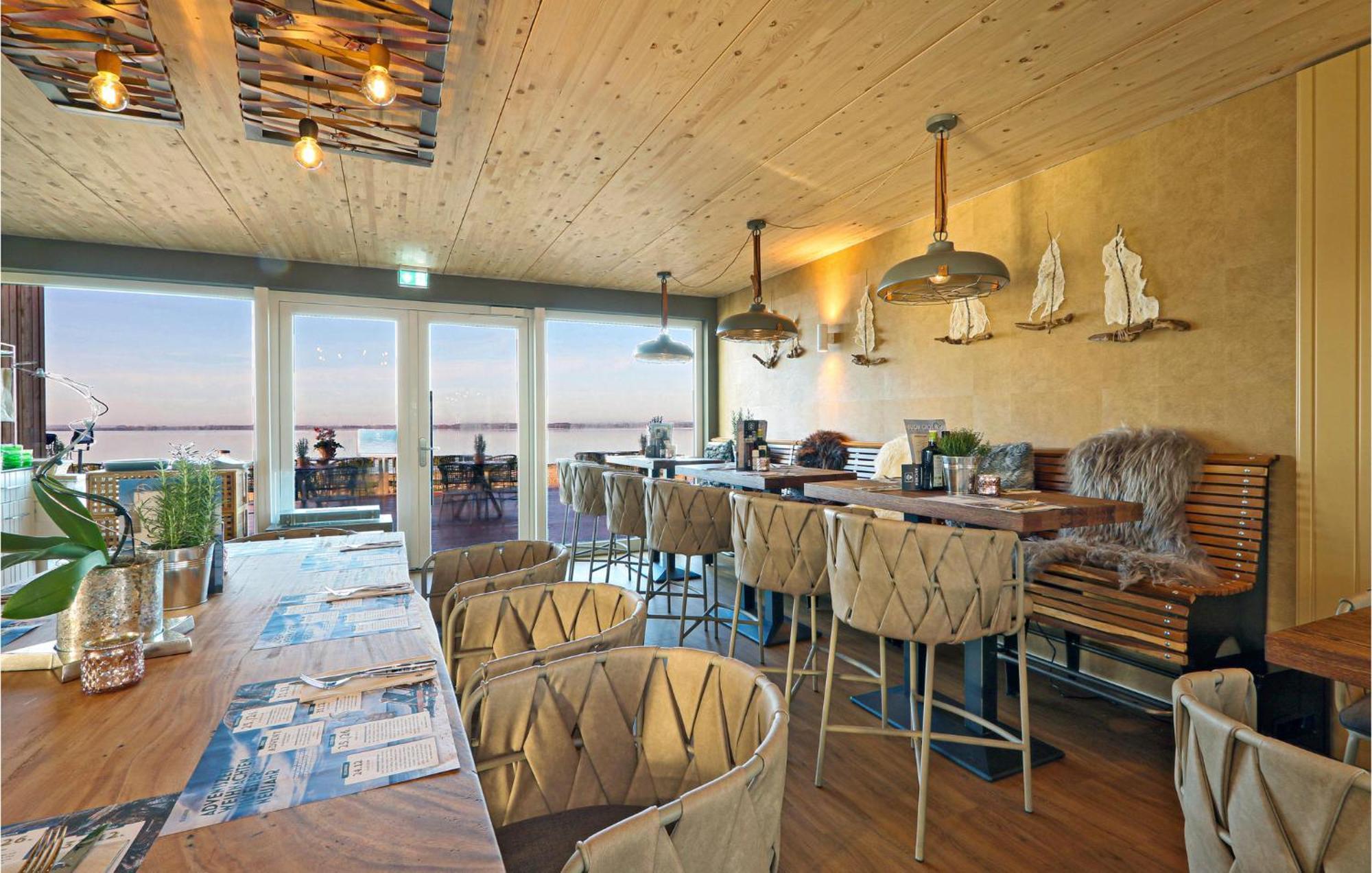 Penthouse Comfort Lembruch Bagian luar foto